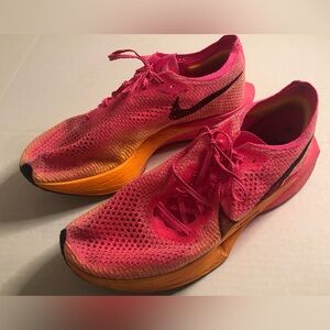 Nike ZoomX VaporFly Next% 3 shoes Men’s Size 12 Flyknit Hyper Pink Laser Orange